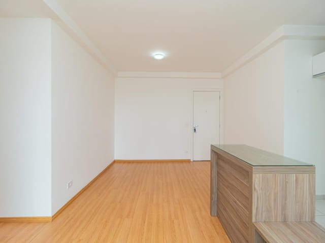Apartamento 3 quartos e 2 banheiros, para alugar, no bairro Ecoville em Curitiba