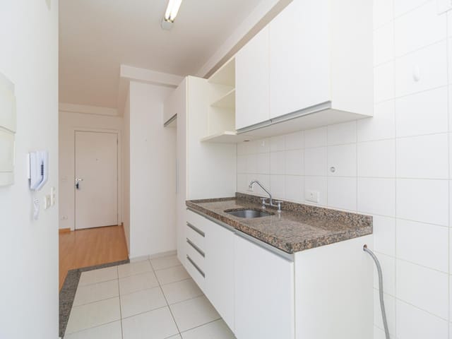 Apartamento 3 quartos e 2 banheiros, para alugar, no bairro Ecoville em Curitiba