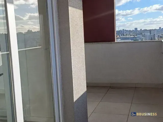 Apartamento 3 quartos e 2 banheiros, à venda, no bairro Santa Catarina em Caxias do Sul