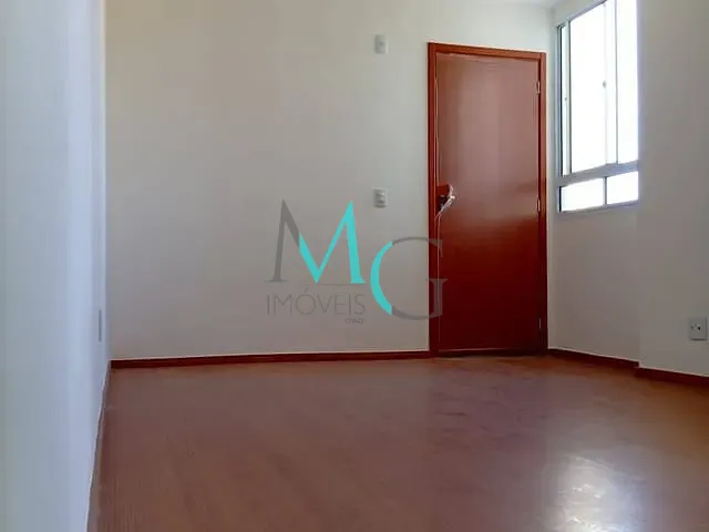 Apartamento 2 quartos e 1 banheiro, para alugar, no bairro Campo Grande em Rio de Janeiro