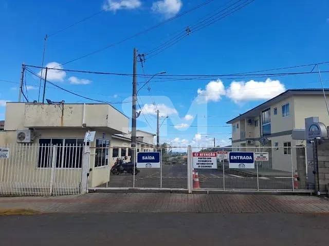 Apartamento 2 quartos e 1 banheiro, para alugar, no bairro Seminário em Chapecó