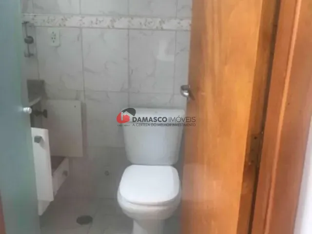Apartamento com 60m² 2 quartos e 1 banheiro, para alugar, no bairro Vila Assunção em Santo André