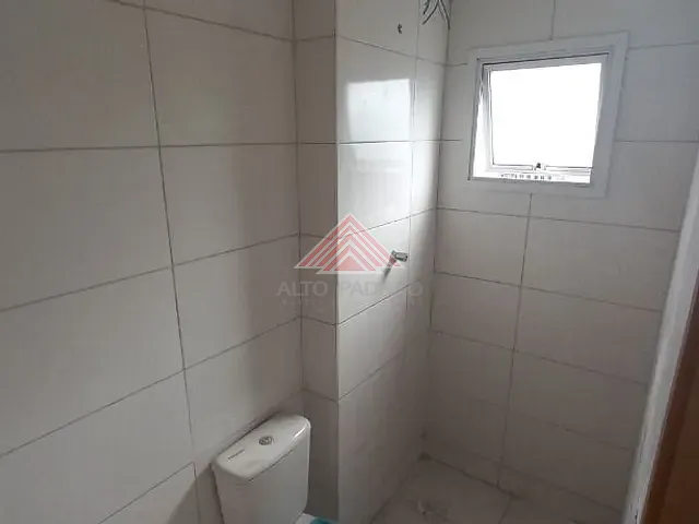 Apartamento 2 quartos e 2 banheiros, à venda, no bairro Vila Nossa Senhora das Vitórias em Mauá
