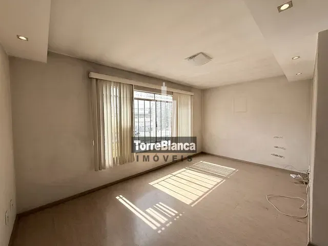 Apartamento com 110m² 3 quartos e 1 banheiro, para alugar, no bairro Chapada em Ponta Grossa