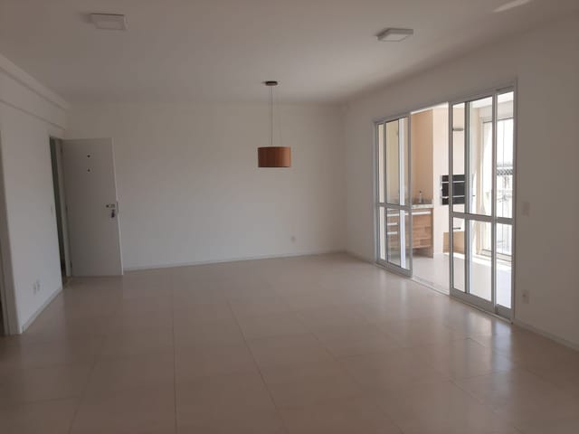 Apartamento 3 quartos e 2 banheiros, para alugar, no bairro Urbanova em São José dos Campos