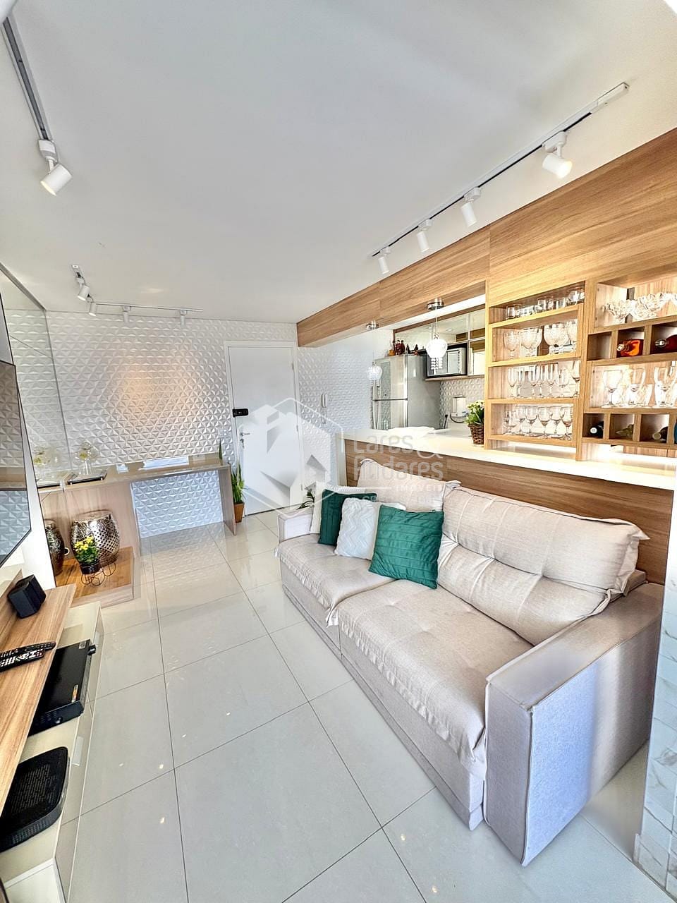 Apartamento à venda com 2 quartos, 65m² - Foto 32