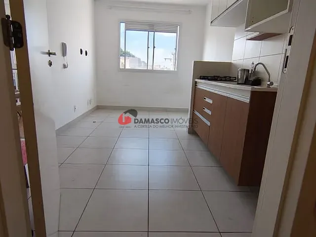 Apartamento 2 quartos e 1 banheiro, para alugar, no bairro Parque Fongaro em São Paulo