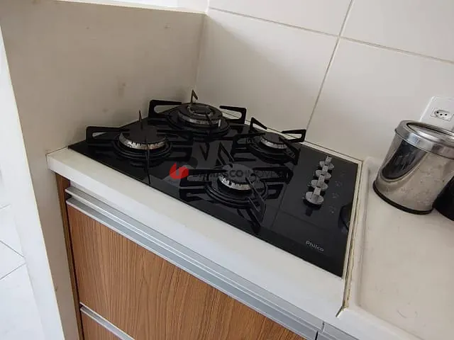 Apartamento 2 quartos e 1 banheiro, para alugar, no bairro Parque Fongaro em São Paulo