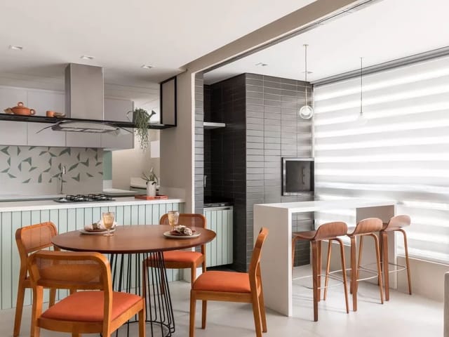 Apartamento à venda, no bairro Cabral em Curitiba