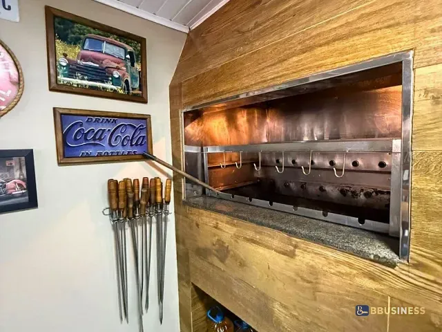 Apartamento 2 quartos e 1 banheiro, à venda, no bairro Cristo Redentor em Caxias do Sul