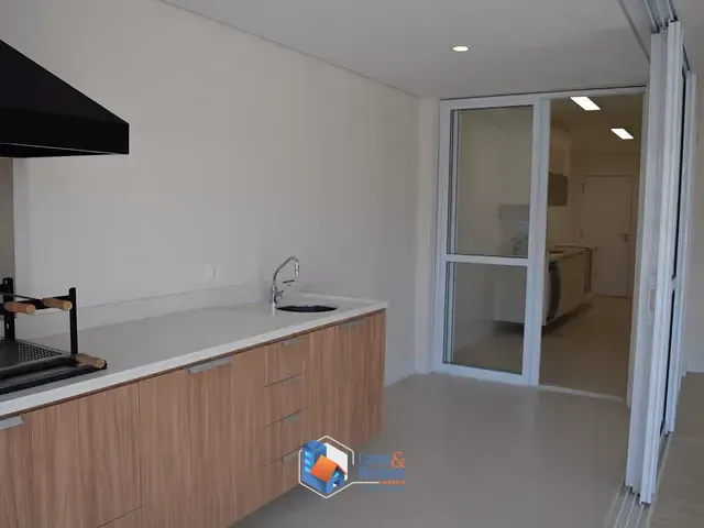 Apartamento com 8700m² 4 quartos e 5 banheiros, à venda, no bairro Vila Romana em São Paulo