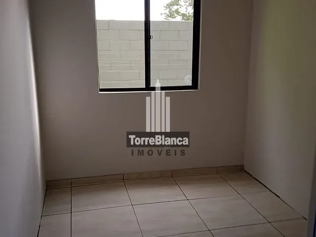 Apartamento 2 quartos e 1 banheiro, à venda, no bairro Uvaranas em Ponta Grossa