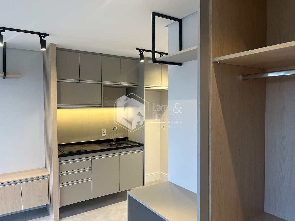 Apartamento à venda com 1 quarto, 27m² - Foto 1