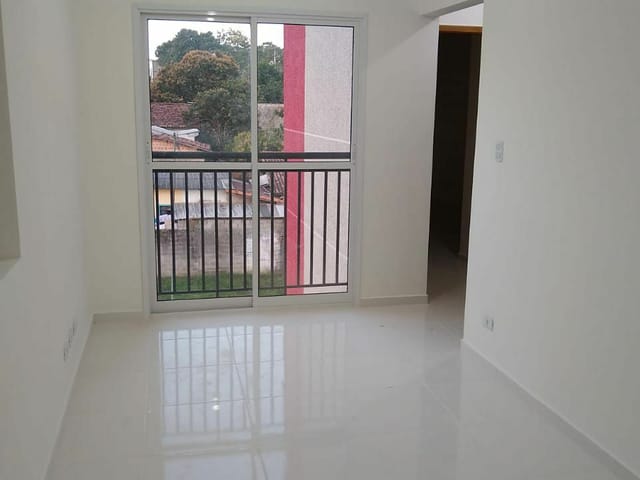 Apartamento 2 quartos e 1 banheiro, à venda, no bairro Jardim Eloyna em Pindamonhangaba