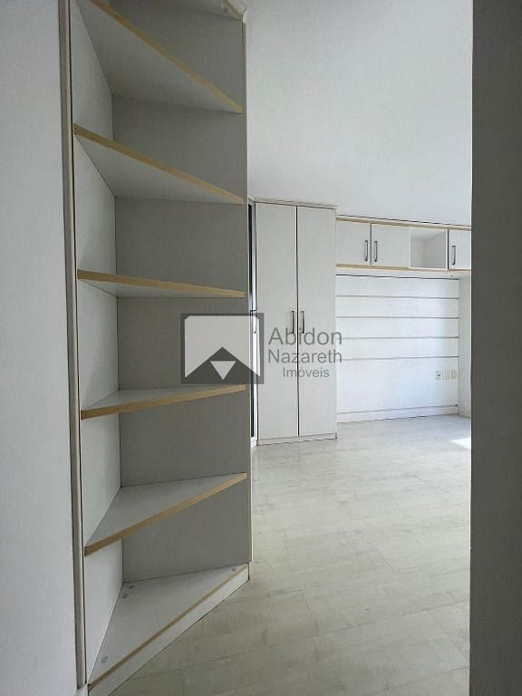 Apartamento à venda com 2 quartos, 80m² - Foto 21