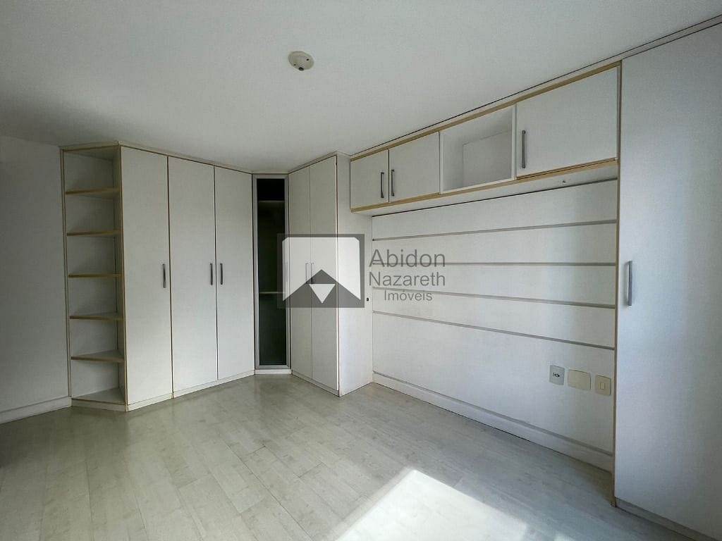 Apartamento à venda com 2 quartos, 80m² - Foto 23