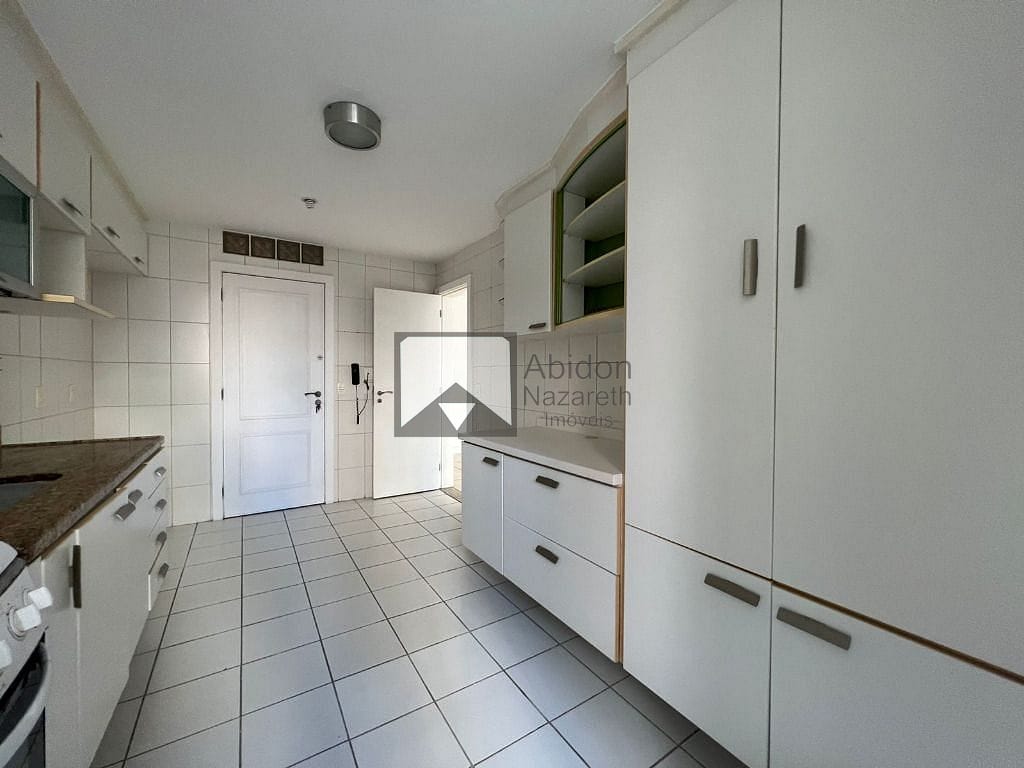 Apartamento à venda com 2 quartos, 80m² - Foto 8