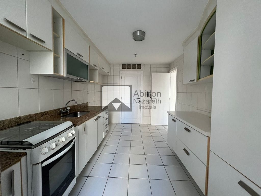 Apartamento à venda com 2 quartos, 80m² - Foto 9