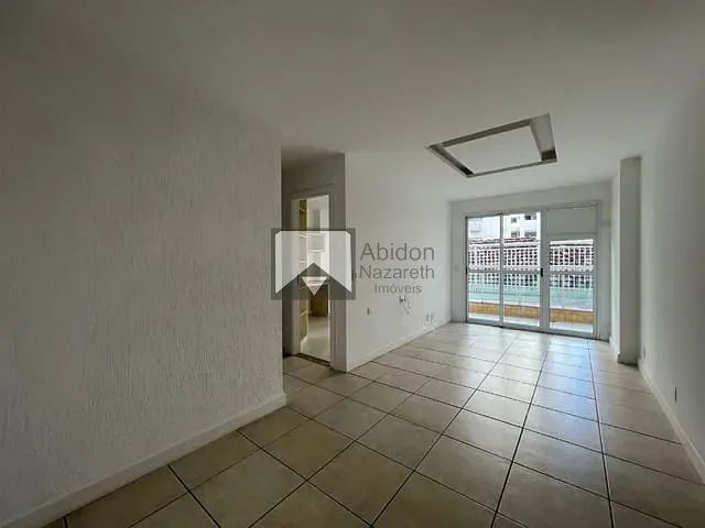 Apartamento com 100m² 2 quartos e 2 banheiros, à venda, no bairro Icaraí em Niterói