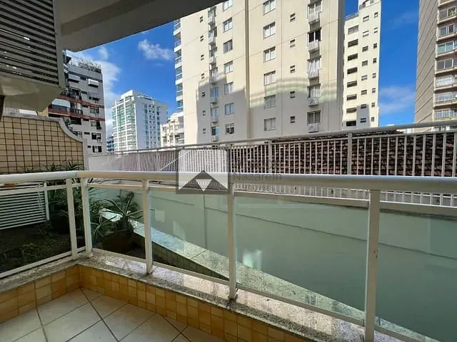 Apartamento com 100m² 2 quartos e 2 banheiros, à venda, no bairro Icaraí em Niterói