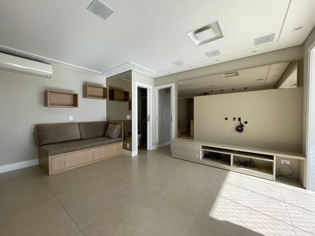 Apartamento com 66m² 1 quarto e 2 banheiros, para alugar, no bairro Pari em São Paulo