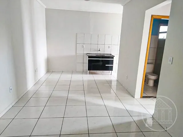 Apartamento 2 quartos e 1 banheiro, para alugar, no bairro Jardim Beatriz em São Paulo