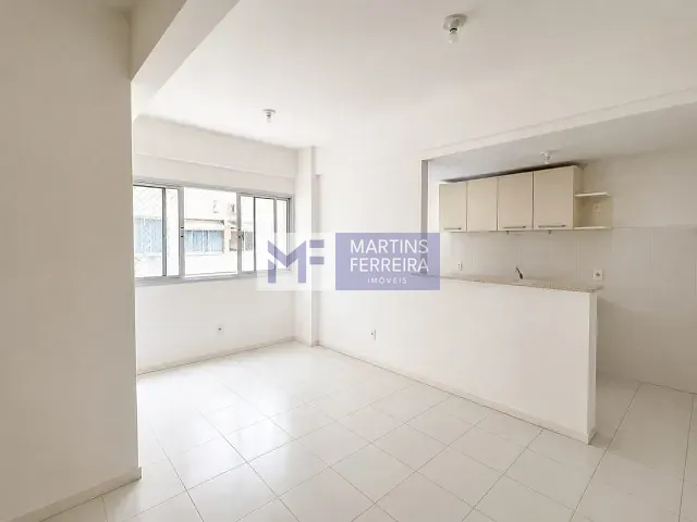 Apartamento 1 quarto e 1 banheiro, à venda, no bairro Recreio dos Bandeirantes em Rio de Janeiro