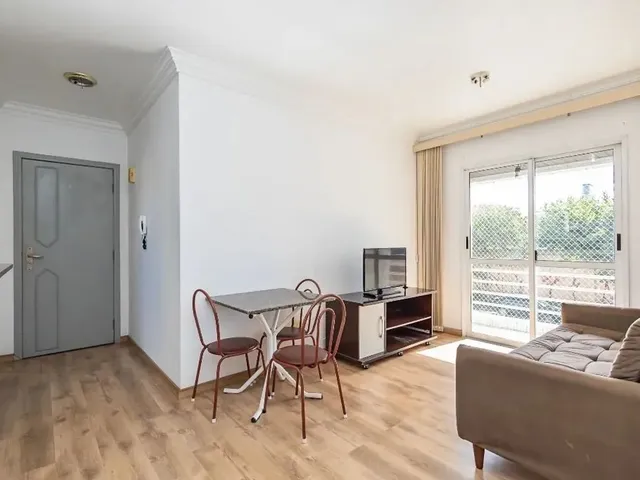 Apartamento 1 quarto e 1 banheiro, à venda, no bairro Jardim Botânico em Curitiba