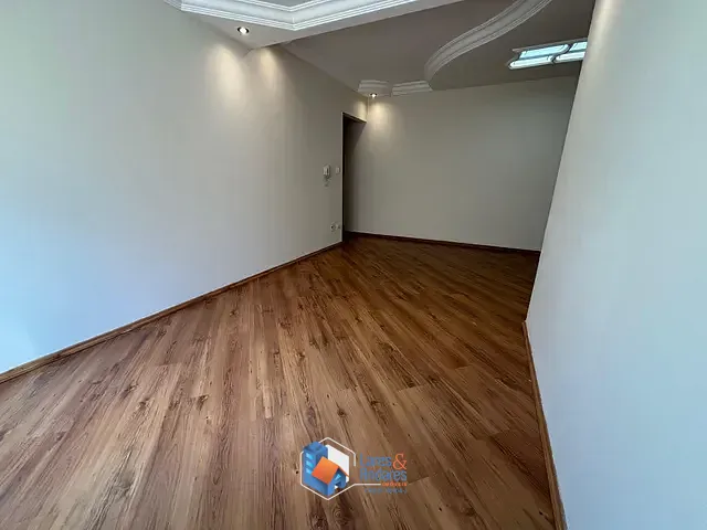 Apartamento com 720m² 3 quartos e 2 banheiros, à venda, no bairro Vila Santa Clara em São Paulo
