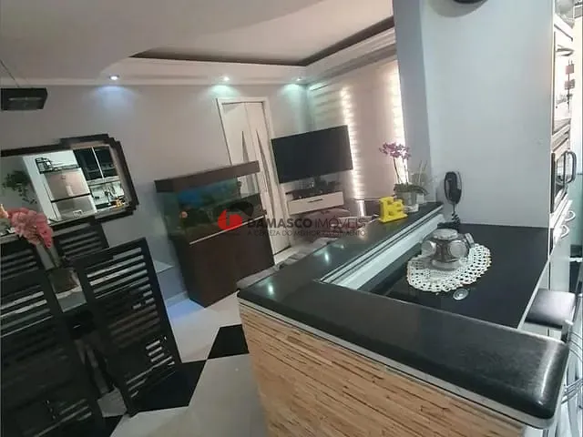 Apartamento 2 quartos e 1 banheiro, à venda, no bairro Vila Palmares em Santo André