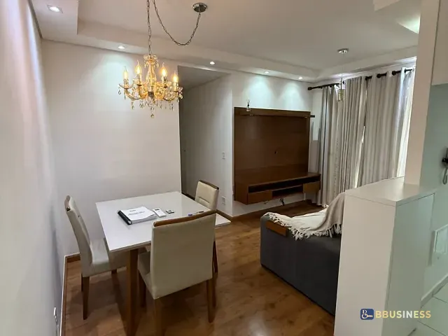 Apartamento 2 quartos e 1 banheiro, à venda, no bairro Vila Satúrnia em Campinas
