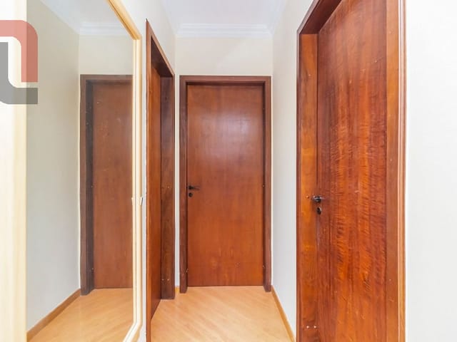 Apartamento 2 quartos e 2 banheiros, à venda, no bairro Batel em Curitiba