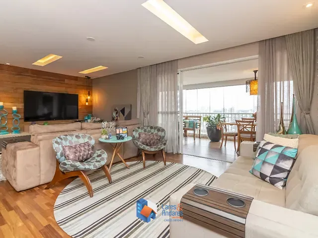 Apartamento com 137m² 3 quartos e 5 banheiros, à venda, no bairro Vila Gumercindo em São Paulo