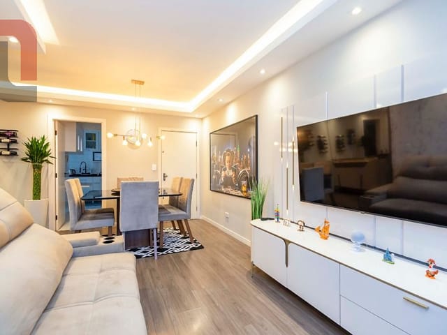 Apartamento 4 quartos e 4 banheiros, à venda, no bairro Água Verde em Curitiba