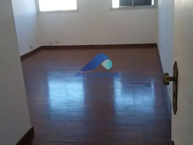 Apartamento com 10m² 2 quartos e 1 banheiro, à venda, no bairro Centro em São José Dos Campos