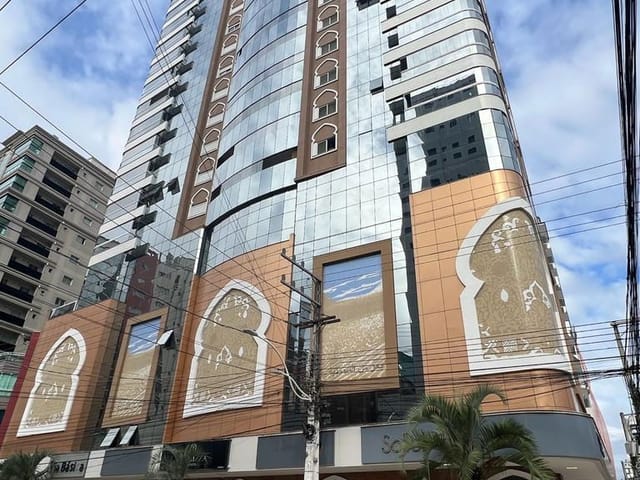 Apartamento 4 quartos e 5 banheiros, à venda, no bairro Meia Praia em Itapema