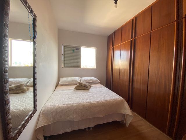 Apartamento com 110m² 3 quartos e 2 banheiros, à venda, no bairro Vila Larsen 1 em Londrina