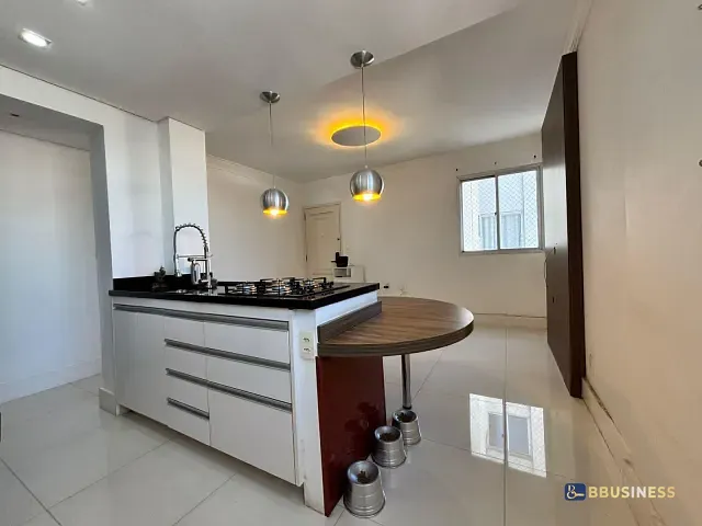 Apartamento 1 quarto e 1 banheiro, à venda, no bairro Taquaral em Campinas