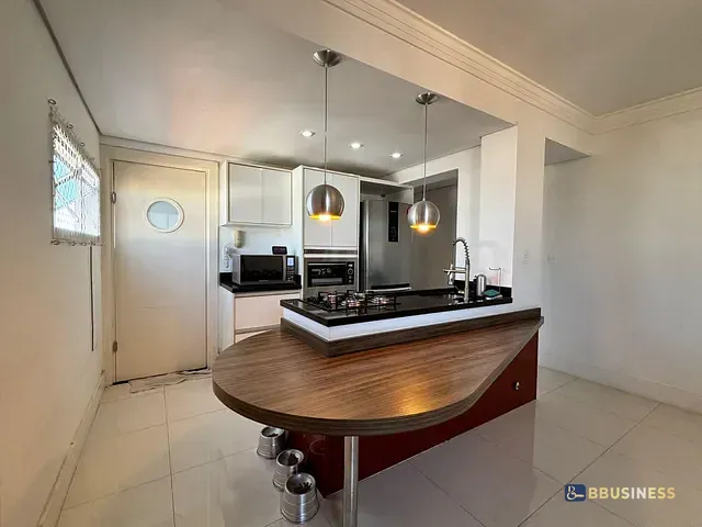 Apartamento 1 quarto e 1 banheiro, à venda, no bairro Taquaral em Campinas