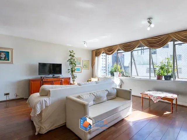 Apartamento com 197m² 3 quartos e 3 banheiros, à venda, no bairro Real Parque em São Paulo