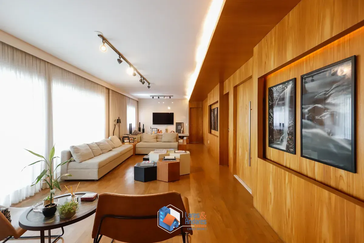 Apartamento, 3 quartos, 202 m² - Foto 1