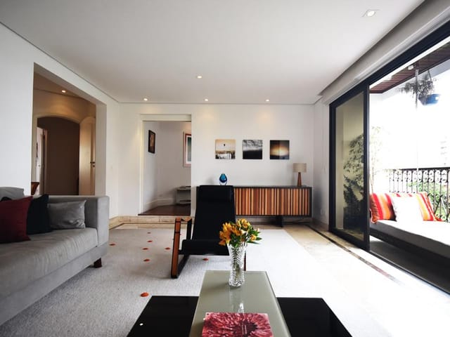 Foto do Apartamento - Apartamento tipo para venda em Campo Belo com 3 quartos, sendo 1 suíte, 275m² | Lares e Andares Imóveis