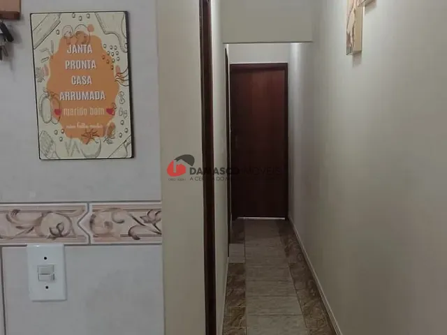 Apartamento 2 quartos e 2 banheiros, à venda, no bairro Vila Tibiriçá em Santo André