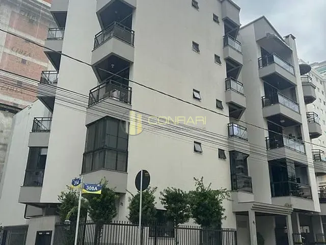 Apartamento com 138m² 3 quartos e 1 banheiro, à venda, no bairro Meia Praia em Itapema