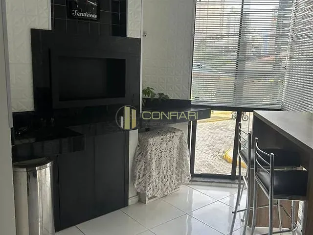 Apartamento com 138m² 3 quartos e 1 banheiro, à venda, no bairro Meia Praia em Itapema