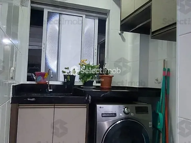 Apartamento com 56m² 2 quartos e 1 banheiro, à venda, no bairro Vila Falchi em Mauá