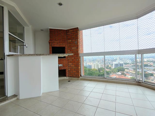 Apartamento com 181m² 3 quartos e 5 banheiros, à venda, no bairro Umuarama em Osasco