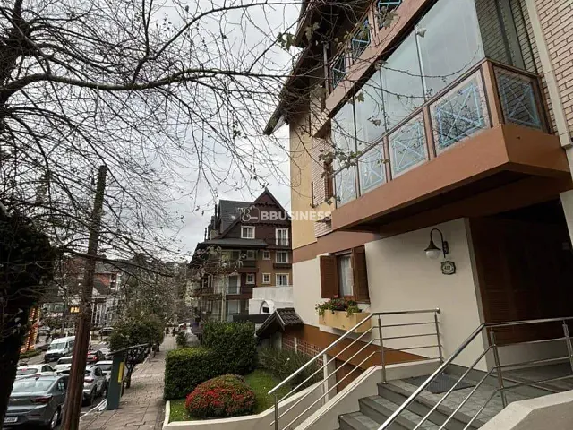 Apartamento 3 quartos e 2 banheiros, à venda, no bairro Centro em Gramado