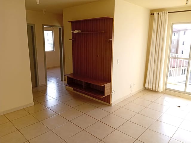 Locação - Apartamento Semimobiliado, 3 quartos, 1 vaga, Próximo ao Campus UEPG, Residencial Le Village Pitangui - Uvaranas, Ponta Grossa.