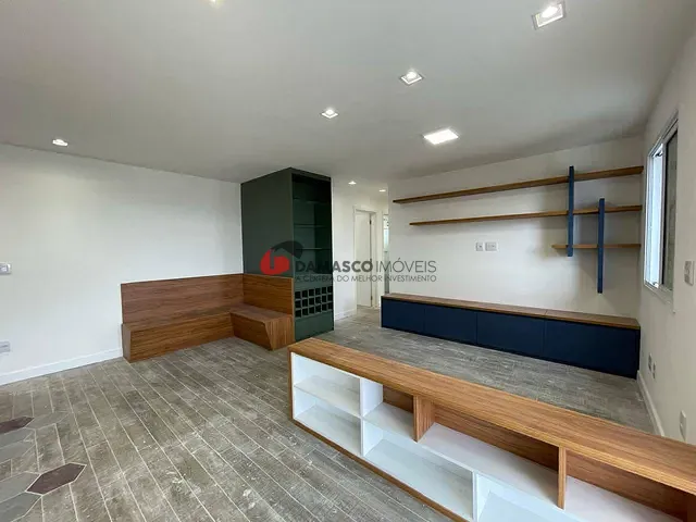 Apartamento 2 quartos e 2 banheiros, à venda, no bairro Campestre em Santo André
